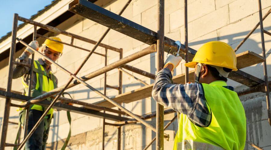 Expert flood damage restoration services in Sweetser, IN